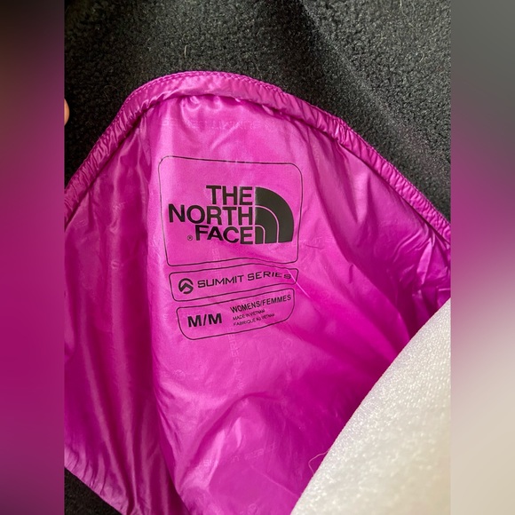 ⚫️ THE NORTH FACE WOMENS SUMMIT SERIES- SIZE MEDIUM ⚫️ - Picture 4 of 4